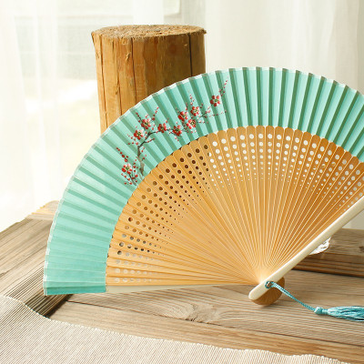 青梅手绘日式和风女式扇子中国风折扇竹柄扇礼品扇扇子三维工匠绿色扇面梅花
