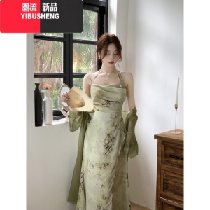 YIBUSHENGMimo dk[竹雾森林]新中式国风复古吊带连衣裙女秋碎花收腰显瘦