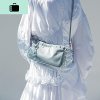包包女2020春夏新款亚克力链条褶皱软面腋下包包女法棍斜挎小包NEW LAKE女士单肩包