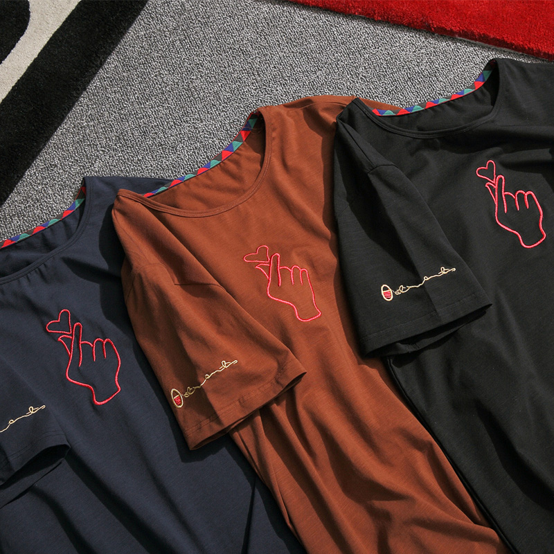 2018夏季新款圆领短袖T恤男士加肥大码刺绣宽松体恤韩版潮流