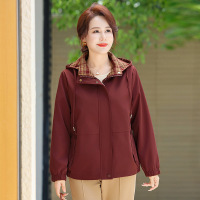 新款秋季妈妈装外套年大码宽松中老年人衣服加大加肥衣服