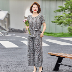 2026年女装新款套装妈妈装夏洋气中老年女士休闲短袖两件套衣服女