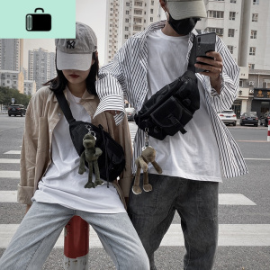 斜挎胸包男ins休闲潮包韩版女潮个性斜跨百搭简约学生帆布运动小NEW LAKE女手包