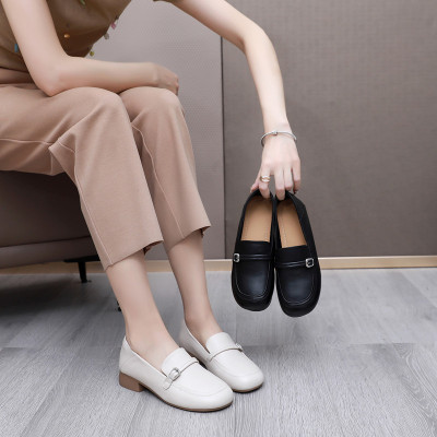 秋新款复古粗跟深口头层牛皮金属扣单鞋通勤舒适百搭四季女鞋
