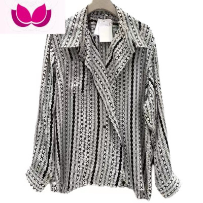 七斓LY冰丝垂感免烫衬衫男复古港风印花衬衣长袖宽松双扣设计上衣痞帅