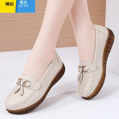 聚范超软舒适厚底豆豆鞋女春季新款软底牛筋底一脚蹬中老年妈妈鞋