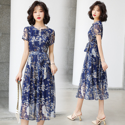 佐衣微高端气质修身中长款小个子裙子2021新款碎花印印短袖连衣裙夏