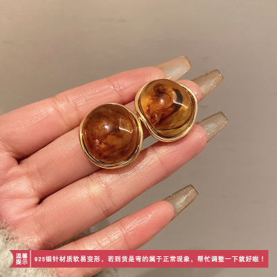 美拉德法式复古港风耳环女高级感耳钉轻奢气质高档小众设计耳饰潮送女朋友老婆情人节七夕生日礼物