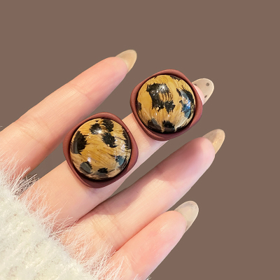 法式复古港风豹纹耳钉女轻奢时尚个性耳钉2024新款高级感小众耳饰送女朋友老婆情人节七夕生日礼物