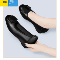 聚范红青蜓坡跟单鞋女秋季新款平底黑色软皮软底妈妈小皮鞋