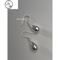 JiMi水滴耳钉女高级感小众设计耳环ins冷淡风简约耳钩耳坠925银针耳饰