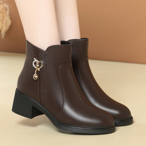 年秋冬季粗跟软底舒适透气减震防滑中老年女鞋加绒女靴