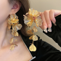 度假风夸张花朵耳环女2024新款新中式轻奢高级感长款新娘耳饰送女朋友老婆情人节七夕生日礼物