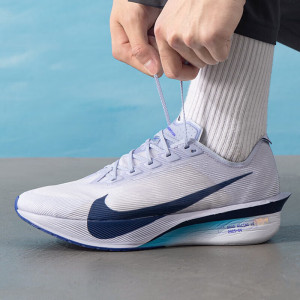 耐克(NIKE)男鞋新款VAPORFLY4 ZOOMX缓震透气专业竞速马拉松跑步鞋HF6414-600 ZP