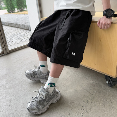 男童夏装工装短裤夏季儿童装炸街2026新款大男孩夏款裤子潮中裤
