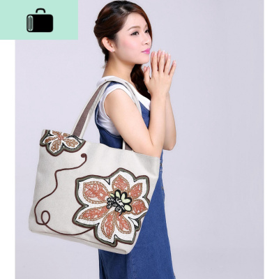 云南民族风绣花包2020新款女包大容量轻刺绣手提包棉麻布女士包包NEWLAKE