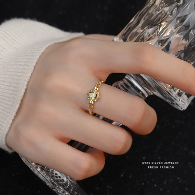 云小舒法式轻奢橄榄绿锆石戒指女镂空百搭食指戒可调节指环代发送女朋友老婆情人节七夕生日礼物