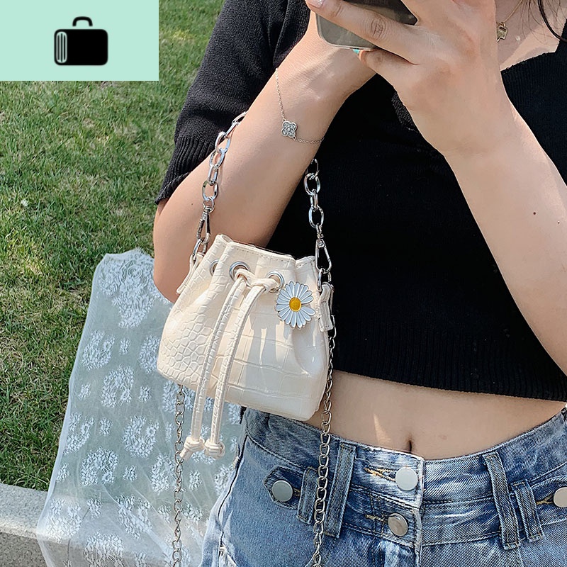 迷你包包女2020流行新款潮时尚韩版小雏菊链条水桶手提单肩斜挎包NEW LAKE女士单肩包