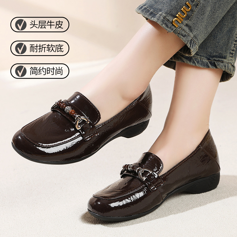 小皮鞋女2026春秋新款花皮英伦风真皮厚底深口乐福鞋四季妈妈单鞋