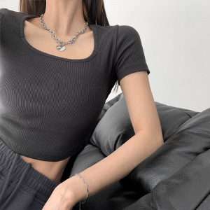 修身纯色大U领打底衫女夏季oversize露脐短袖T恤女韩版上衣女