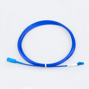 电信级铠装尾纤 单模单芯 光纤跳线LC-SC 防鼠咬阻燃 1条