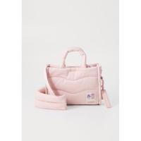 蔻驰(COACH)/女士多场景百搭迷你 padded手提斜挎包小粉红