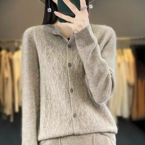 年秋冬新款安迪绒圆领针织开衫长袖女菱形提花宽松气质上衣