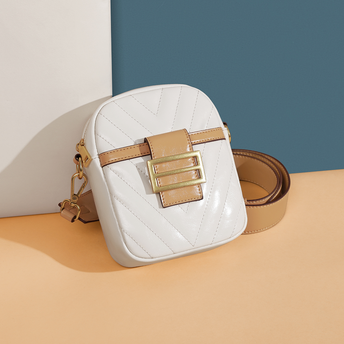 马克华菲2022不规则菱形包包牛皮单肩包小包包女式斜挎包女包