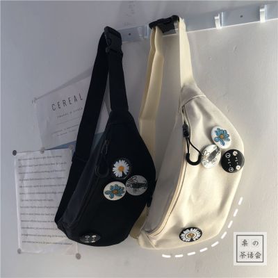 日系原宿暗黑风少女斜挎包韩国ins港风复古帆布胸包学生百搭腰包