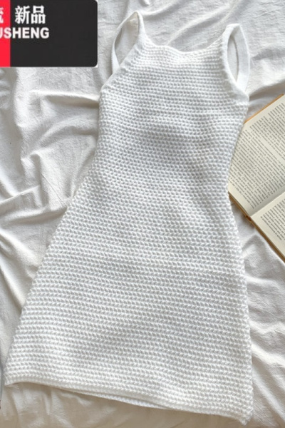 YIBUSHENG法式性感露背白色针织吊带连衣裙女季显瘦甜辣妹背心包臀短裙子