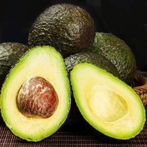 [西沛生鲜]进口新鲜牛油果 进口新鲜水果 8个装 单果180g-220g