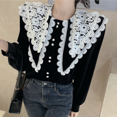 广赫复古气质减龄蕾丝拼接上衣女冬季新款洋气娃娃领丝绒单排扣衬衫潮衬衫