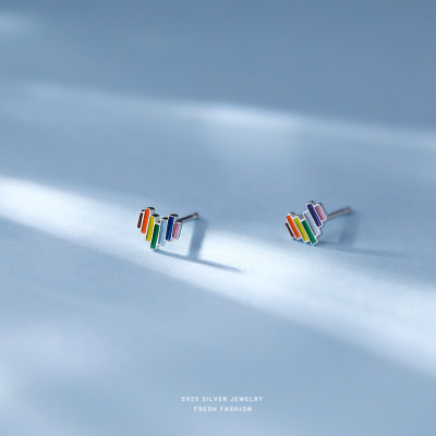 S925纯银七彩爱心耳钉女日系小清新可爱彩色心形迷你耳环耳饰代发送女朋友老婆情人节七夕生日礼物
