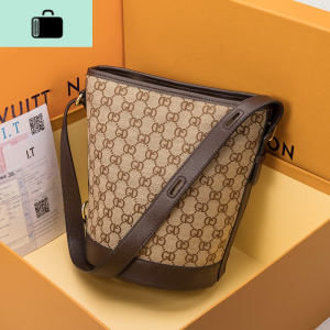 名牌包包女2020新款潮网红时尚单肩手提水桶包质感皮百搭斜挎包NEW LAKE 咖啡色女斜挎包 咖啡色