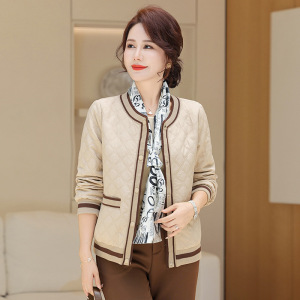 新款妈妈装中老年秋装外套女时尚女士中年装服装大码休闲开衫春秋
