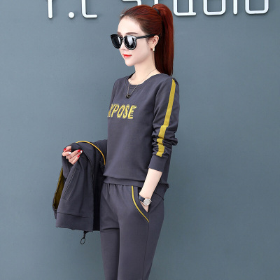 珂卡慕(KEKAMU)休闲女时尚大码女装跑步运动服女卫衣三件套