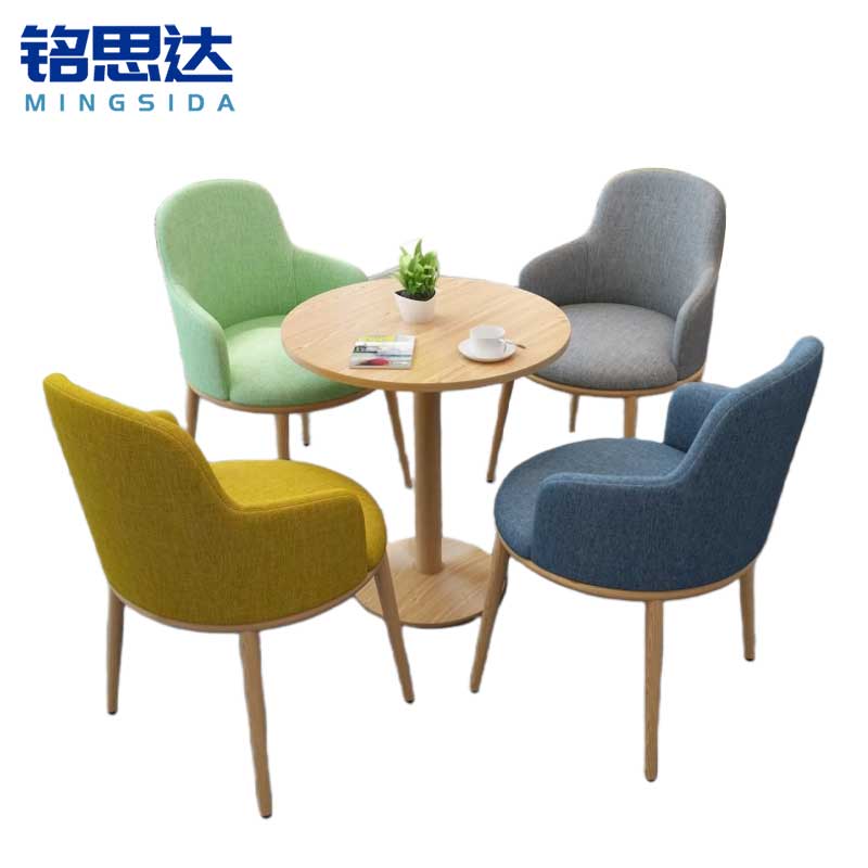 铭思达洽谈桌一桌四椅套