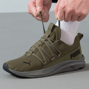 彪马(PUMA)男鞋新款软底运动鞋轻便休闲鞋减震复古跑步鞋377671-12 ZP