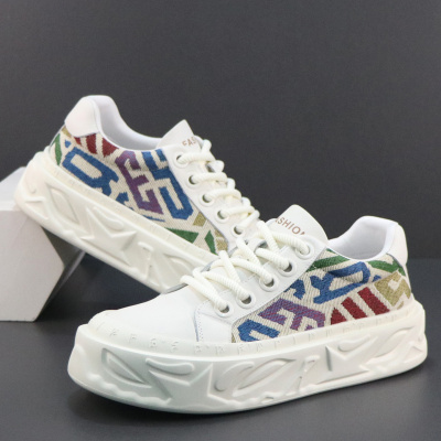 潮鞋男新款厚底增高轻便软底板鞋透气防臭时尚小众休闲鞋男鞋