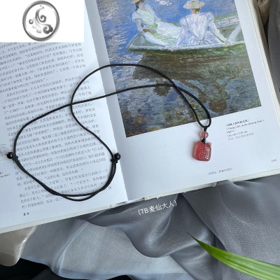 JiMi麦仙草莓晶银曜石情侣水晶项链男女可爱福猫咪闺蜜甜酷锁骨链礼物