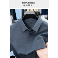 2025夏季新款树皮纹提花锦氨精致胸标男士短袖衫