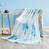 罗莱超柔加厚秋季毛毯150*200cm化纤材质温暖舒适轻盈设计