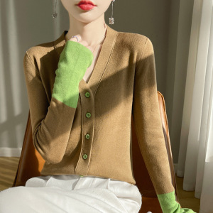 春季新款拼色袖口V领开衫女休闲修身小众气质外搭套头针织衫