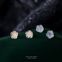 新品推荐s999足银幻彩清冷玫瑰耳钉简约法式复古气质甜美小众耳饰送女朋友老婆情人节七夕生日礼物