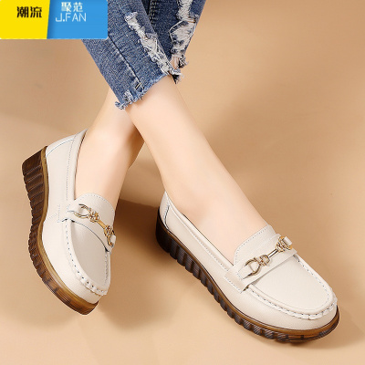 聚范豆豆鞋女2024夏季浅口平底妈妈中老年软底舒适休闲牛筋底单鞋