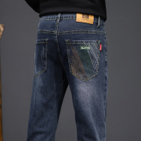 抖音小脚裤男士牛仔电商货源修身简约百搭弹力休闲韩版铅笔裤