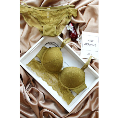 Ideamini欧美蕾丝大码侧翼加宽收副乳性感聚拢内衣上薄下厚有钢圈文胸套装文胸套装