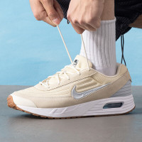 耐克(NIKE)男鞋新款AIR MAX VERSE气垫鞋时尚低帮轻便运动鞋休闲鞋FV1302-001 ZP