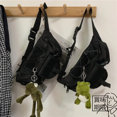 派尼美特ins日系原宿暗黑机能胸包男女斜挎包韩国港风工装嘻哈单肩滑板包
