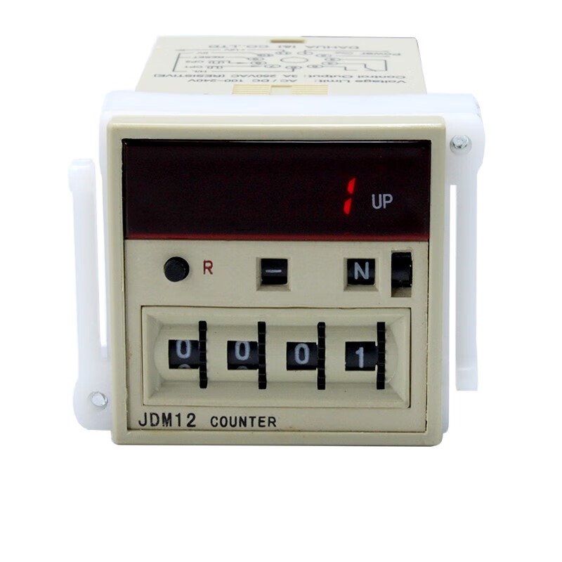 大华高速充电器PD30W多设备兼容智能识别小巧便携高效安全